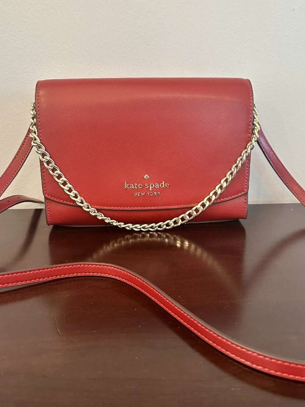New Kate Spade Staci Saffiano Leather Small Crossbody/ Shoulder Bag Red Currant